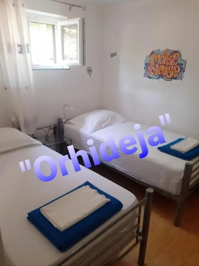 Apartment In Slatine With Sea View, Terrace, Air Conditioning, Wifi 5130-2